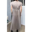 Emina plisszírozott aljú maxi ruha
