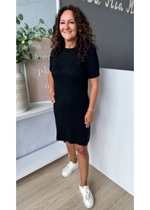 Anna kötött ruha 