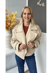 Rövid fazonú szövetkabát 