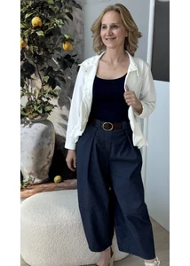 Fodros szélű kabátka 