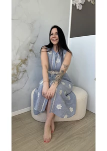 Virághímzéses ruha 