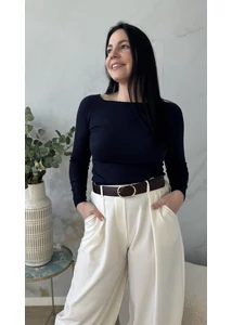 Elena egyenes kivágású felső