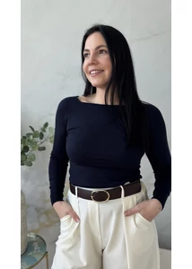 Elena egyenes kivágású felső