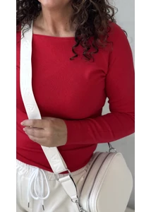 Elena egyenes kivágású felső
