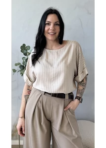 Laza szabású rövid ujjú felső