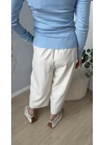 Baggy nadrág saját övvel
