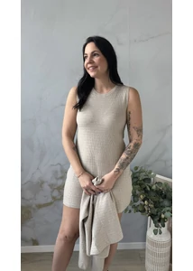 Ujjatlan kötött mini ruha