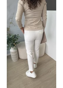 Szűk fazonú elegáns nadrág