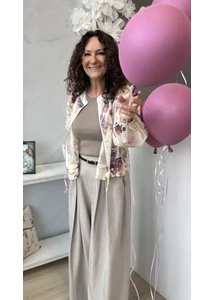 Romantikus könnyű dzseki