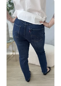 Szűk szárú farmer